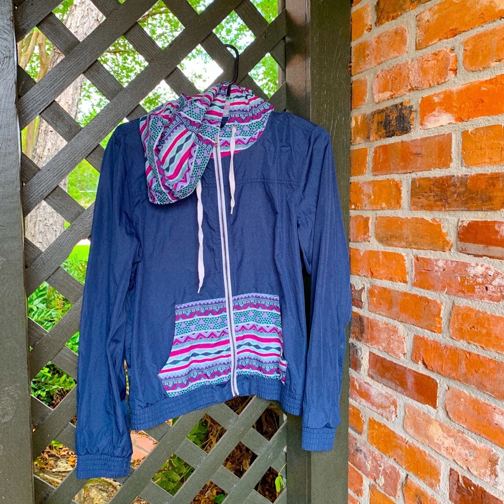 Rain jacket / Windbreaker